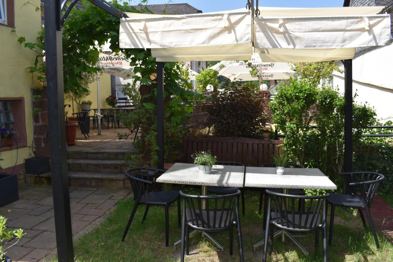 Landgasthof Zur Sonne Enkirch Zewnętrze zdjęcie